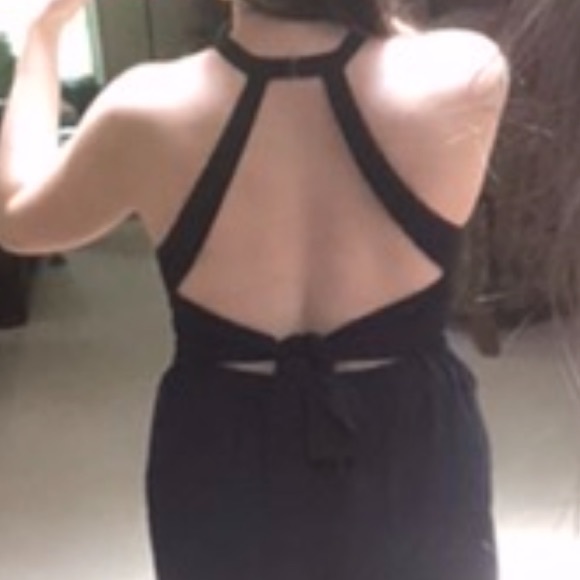 Blue Blush Navy Halter Jumpsuit with Wide Legs, Great Condition, Size Large - Picture 4 of 6